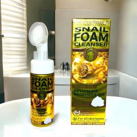   Csiganyál tápláló és tisztító arclemosó hab Szilikon kefével 150 ML