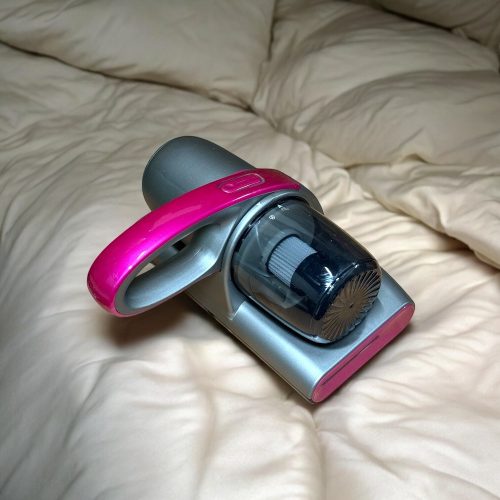 Atkaeltávolító ,Vezeték nélküli kézi porszívó,antiallergén szűrővel és UV fénnyel