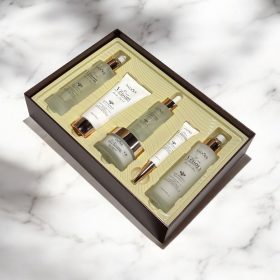   6 in 1 Prémium Méhméreg szépségápolási szett (Toner+Cleanser+Szérum+Arckrém+Szemkörnyékápoló+Testápoló tej)