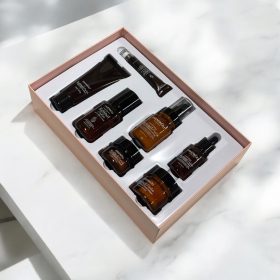   7 in 1 Prémium Retinol szépségápolási szett (Toner+Arclemosó+Szérum+Arckrém+Szemkörnyékápolók+Testápoló tej)